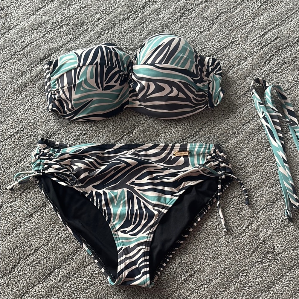 Stylish Zebra Print Bikini Set